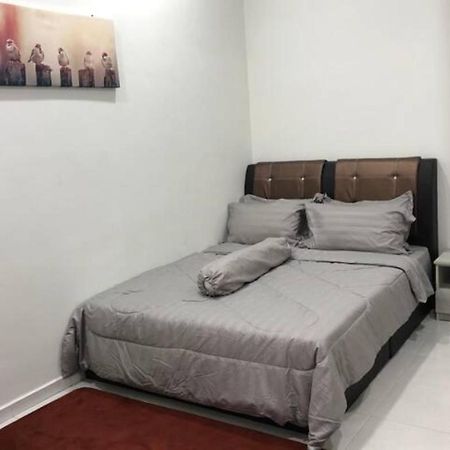 Evergreen 1 Homestay Kuantan Bagian luar foto