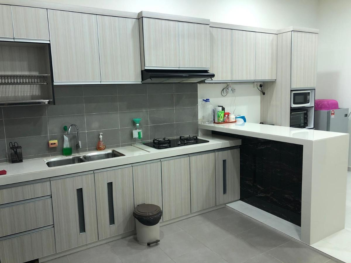 Evergreen 1 Homestay Kuantan Bagian luar foto