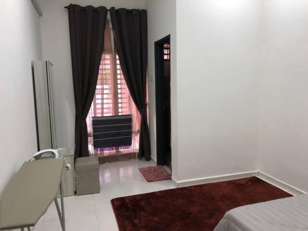 Evergreen 1 Homestay Kuantan Bagian luar foto